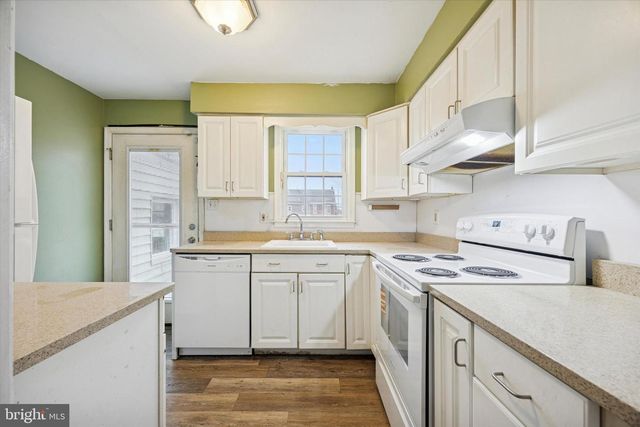 544 WALNUT ST, Pottstown, PA 19464