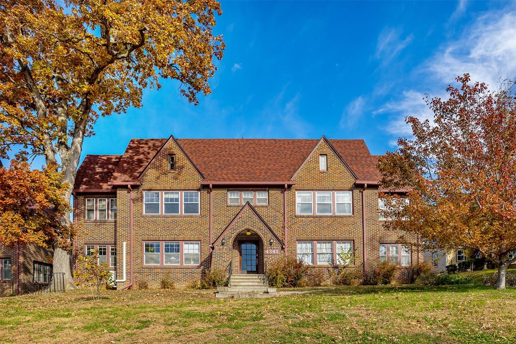 4341 Grand Avenue 4, Des Moines, IA 50312