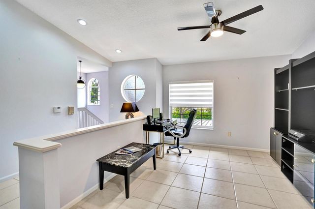 7669 SPRINGWATER Place 202, Boynton Beach, FL 33437