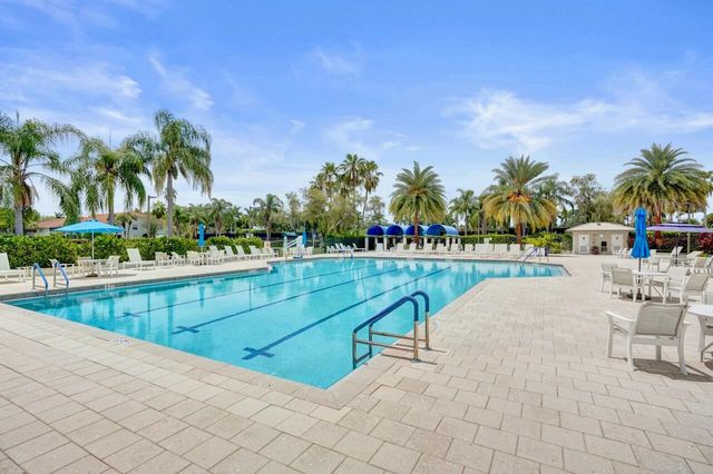 7669 SPRINGWATER Place 202, Boynton Beach, FL 33437