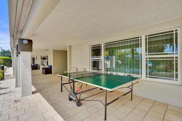 7669 SPRINGWATER Place 202, Boynton Beach, FL 33437