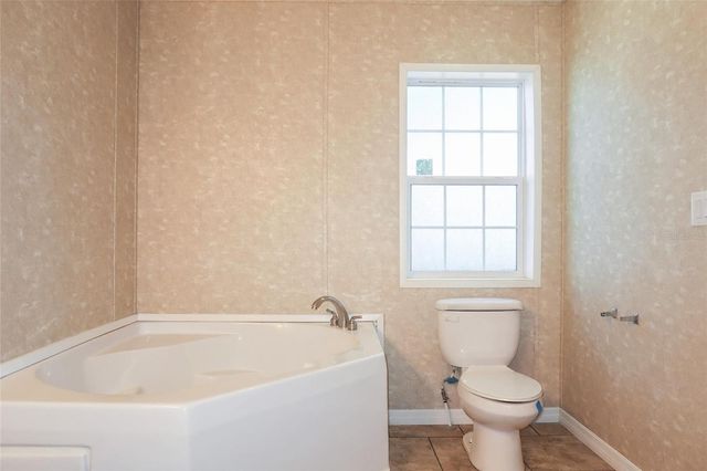 6102 WOODHAVEN DRIVE, Lakeland, FL 33811