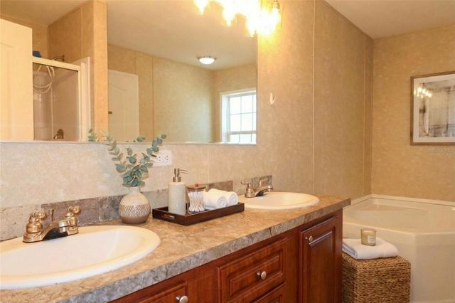 6102 WOODHAVEN DRIVE, Lakeland, FL 33811