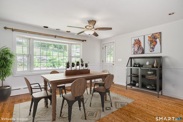 77 Crest Road, Middlebury, CT 06762