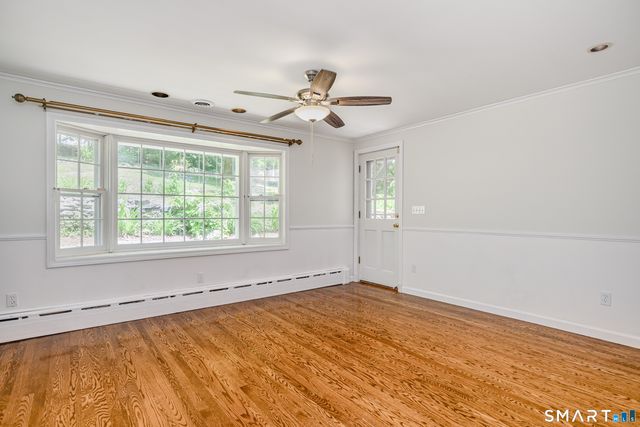 77 Crest Road, Middlebury, CT 06762