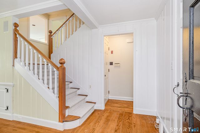 77 Crest Road, Middlebury, CT 06762