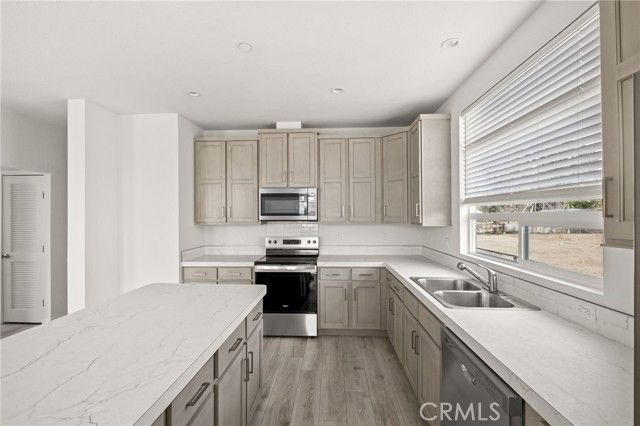 33064 Willard Street, Winchester, CA 92596