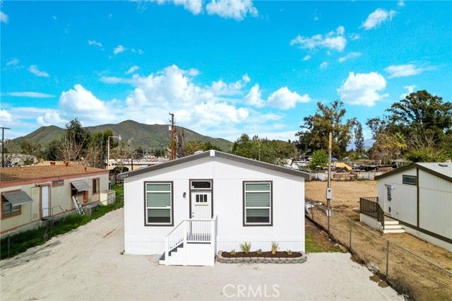 33064 Willard Street, Winchester, CA 92596