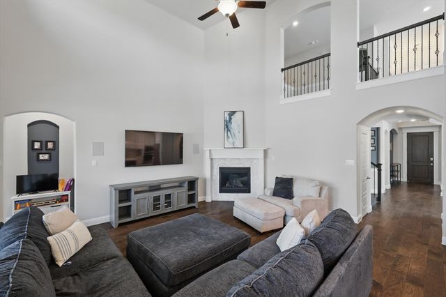 1208 13th Street, Argyle, TX 76226