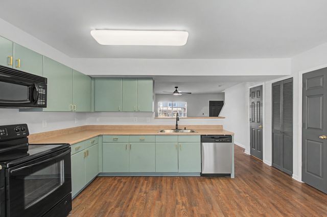 7405 Rice Ct, Fairview, TN 37062