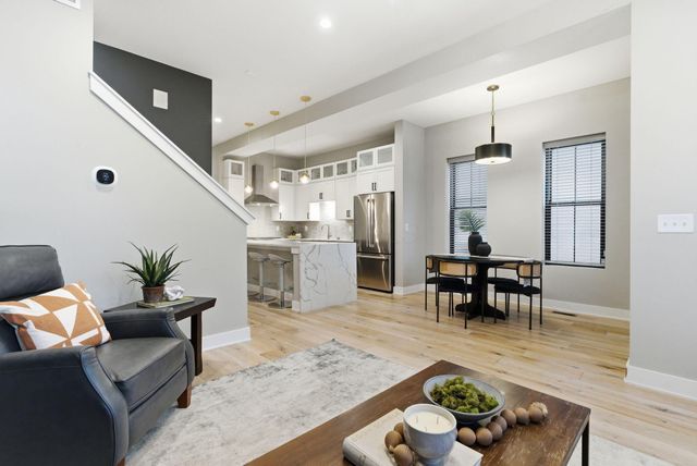 251 E 3rd Avenue, Columbus, OH 43201