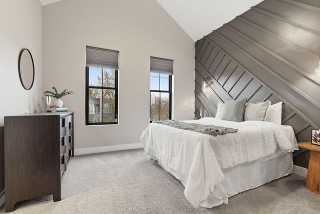 251 E 3rd Avenue, Columbus, OH 43201