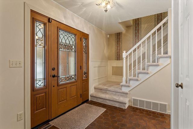 22279 Loupee Drive, Cassopolis, MI 49031