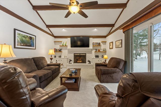 22279 Loupee Drive, Cassopolis, MI 49031