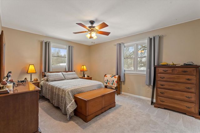 22279 Loupee Drive, Cassopolis, MI 49031