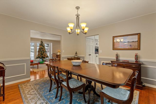 22279 Loupee Drive, Cassopolis, MI 49031