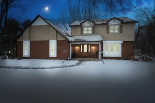 22279 Loupee Drive, Cassopolis, MI 49031