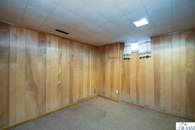 2208 Clare Drive, North Mankato, MN 56003
