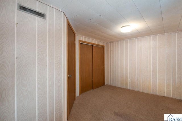 2208 Clare Drive, North Mankato, MN 56003