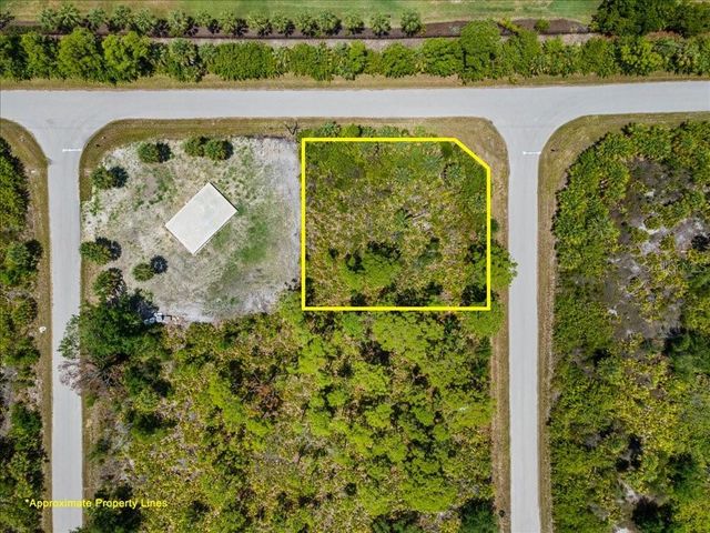 2211 HALE STREET, Port Charlotte, FL 33953