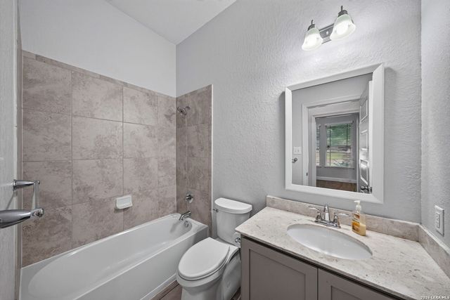 619 Wipper, New Braunfels, TX 78130