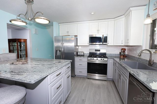 692 W Taylor School Road, Wayne Twp, OH 45013