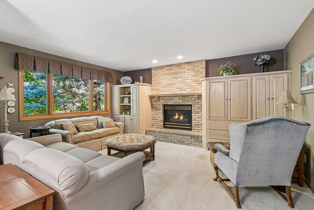 13516 Knox Drive, Burnsville, MN 55337 — photo 2
