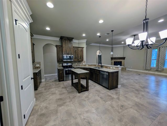 237 Jacinth Lane, Granbury, TX 76049