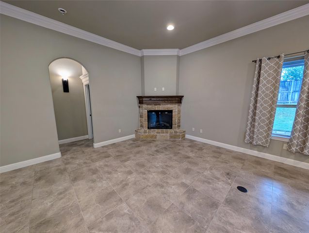 237 Jacinth Lane, Granbury, TX 76049