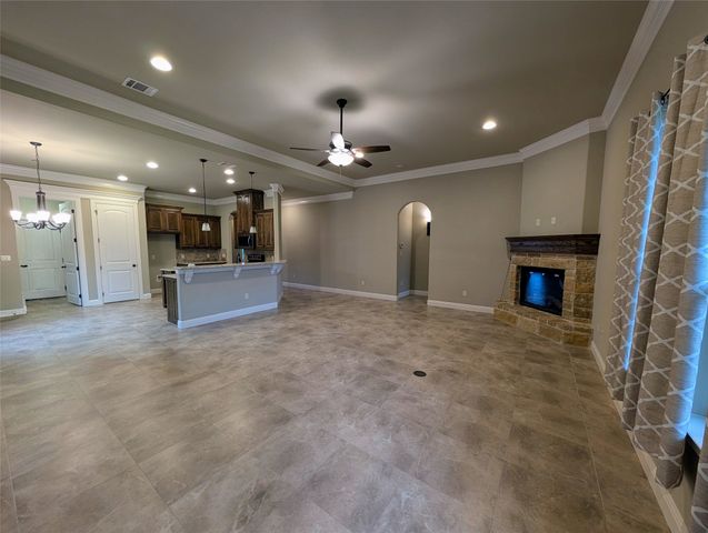 237 Jacinth Lane, Granbury, TX 76049