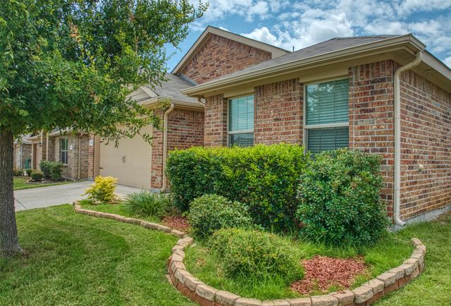 744 Walls Boulevard, Crowley, TX 76036