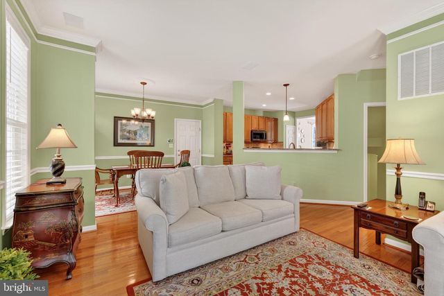 6934 COVE INLET CT, Fort Belvoir, VA 22060