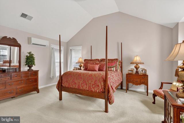 6934 COVE INLET CT, Fort Belvoir, VA 22060