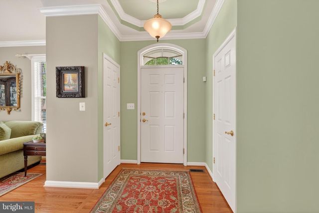 6934 COVE INLET CT, Fort Belvoir, VA 22060