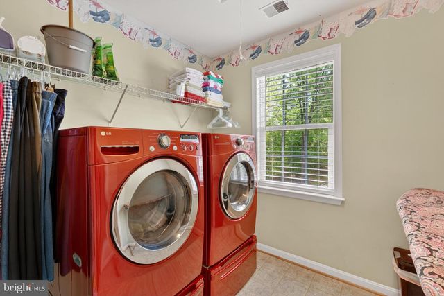6934 COVE INLET CT, Fort Belvoir, VA 22060