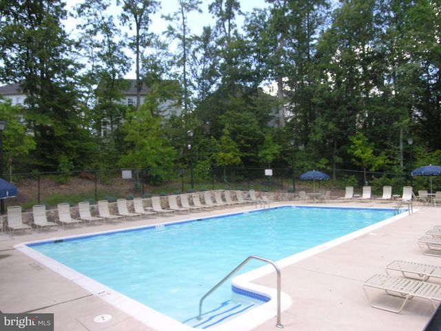 6934 COVE INLET CT, Fort Belvoir, VA 22060