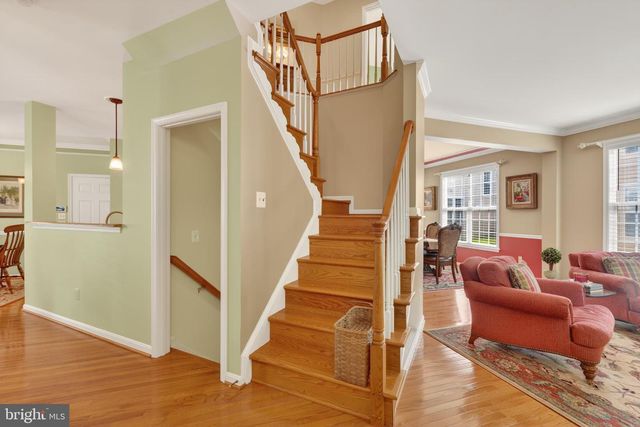 6934 COVE INLET CT, Fort Belvoir, VA 22060