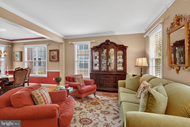 6934 COVE INLET CT, Fort Belvoir, VA 22060