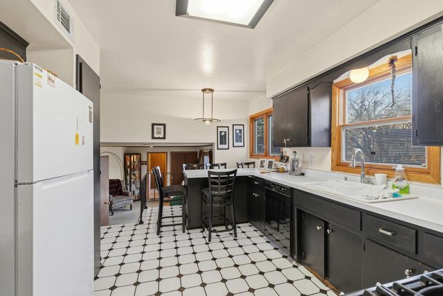 8979 N Silver Brook LANE, Brown Deer, WI 53223