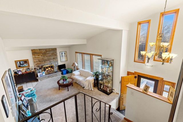 8979 N Silver Brook LANE, Brown Deer, WI 53223