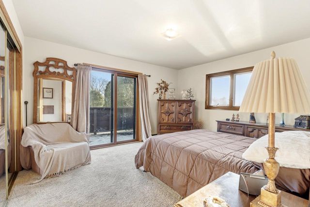 8979 N Silver Brook LANE, Brown Deer, WI 53223