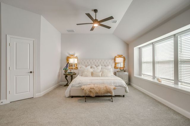 833 Godley Road, Godley, TX 76044