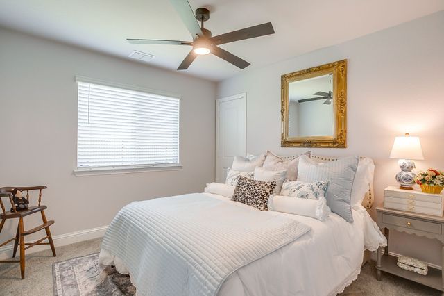 833 Godley Road, Godley, TX 76044