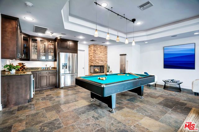 16561 Adlon Road, Encino (los Angeles), CA 91436