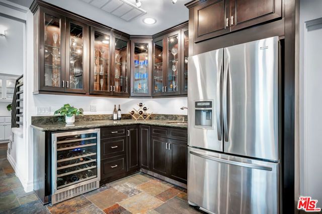 16561 Adlon Road, Encino (los Angeles), CA 91436