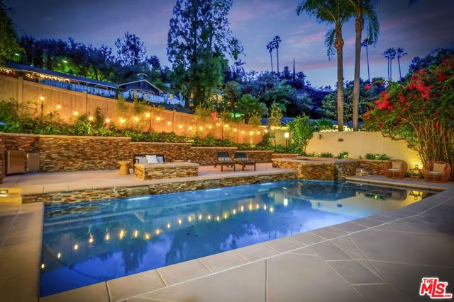 16561 Adlon Road, Encino (los Angeles), CA 91436