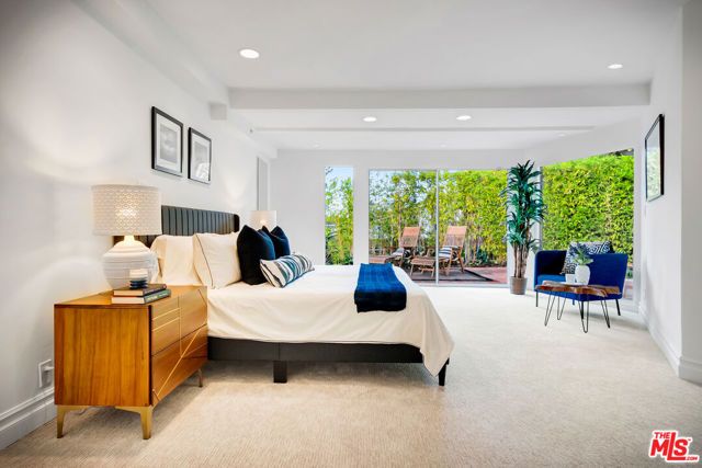 16561 Adlon Road, Encino (los Angeles), CA 91436