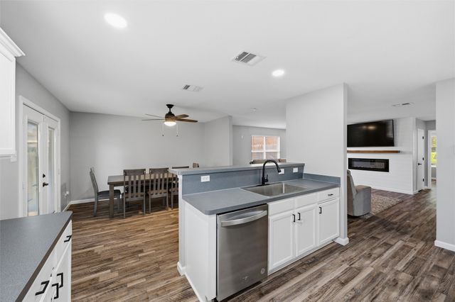 149 Jefferson Drive, Venus, TX 76084