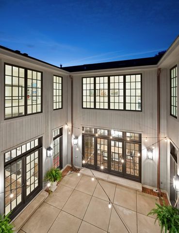 180 Central Avenue, Highland Park, IL 60035