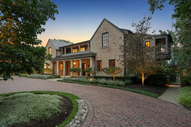 180 Central Avenue, Highland Park, IL 60035